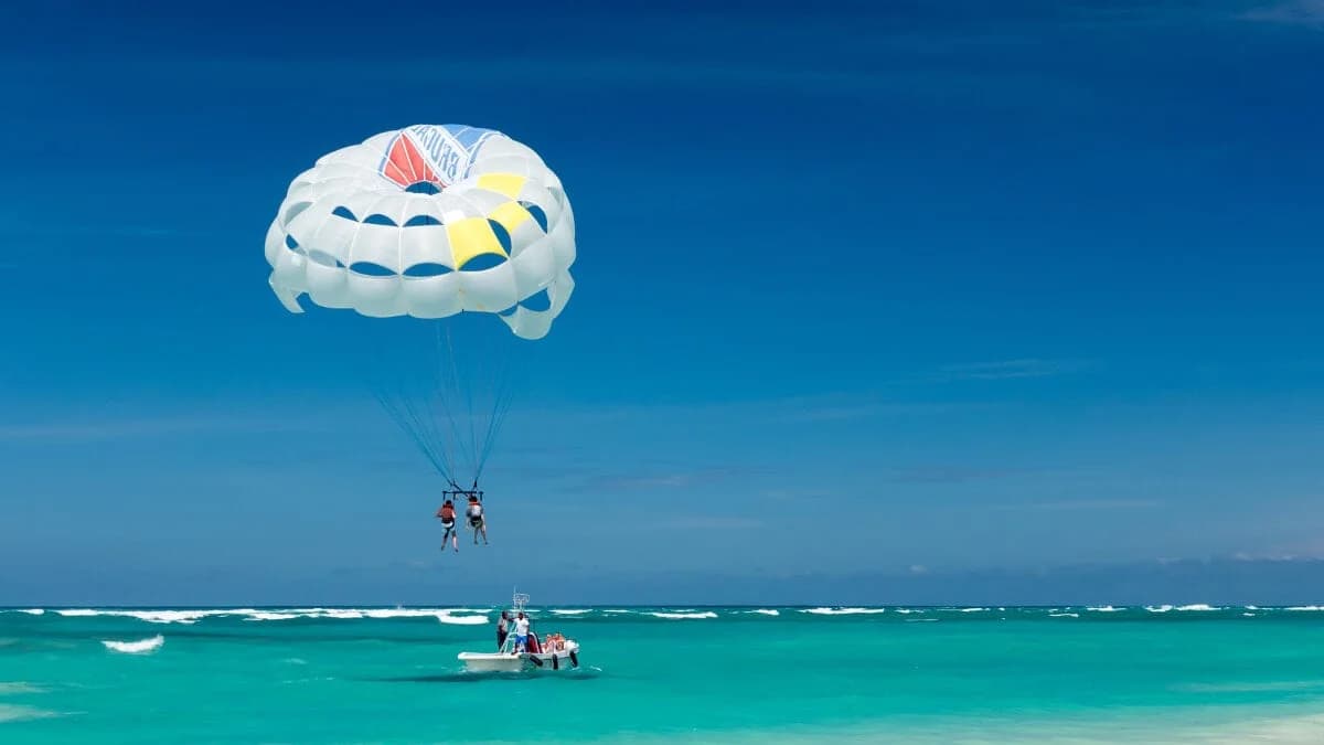 Parasailing en Punta Cana: vistas del Caribe 2