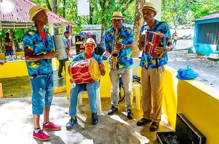 Monkeyland + Damajagua Waterfalls + Buggies Puerto Plata 4